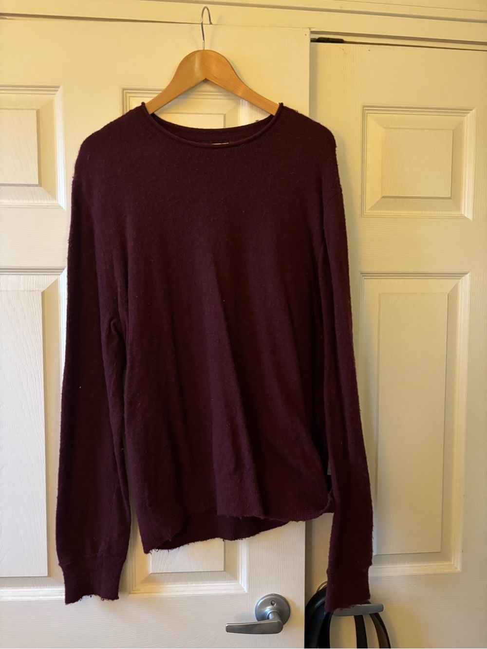 GAP Men's Crewneck Sweater in Deep Burgundy